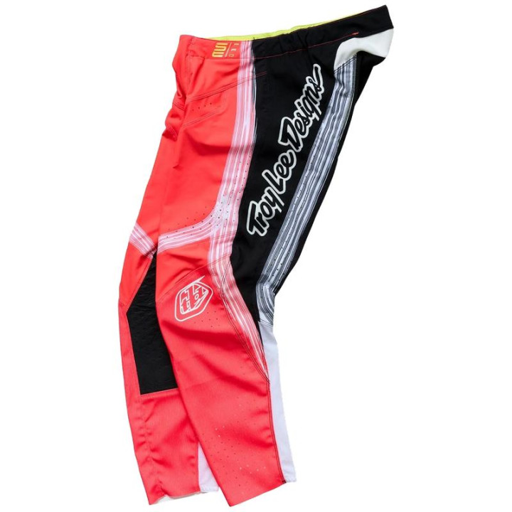 Tenue Troy Lee Designs SE Pro Stripes rouge/noir | Oxmoto