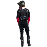 Tenue Troy Lee Designs SE Pro Roam rouge/noir | Oxmoto