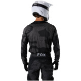 Tenue FOX 180 BNKR noir | Oxmoto