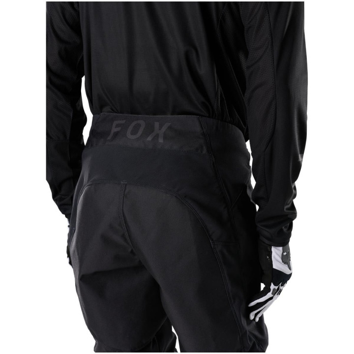 Tenue FOX 180 Blackout noir | Oxmoto