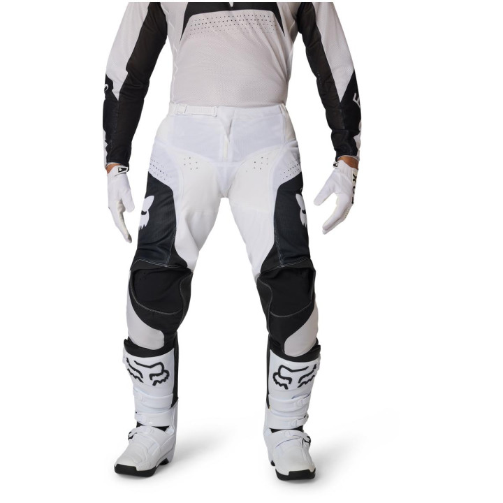 Tenue FOX 180 Air Taper noir/blanc | Oxmoto