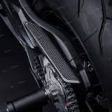 Carter de chaine Lightech carbone mat CARM1012M | Oxmoto
