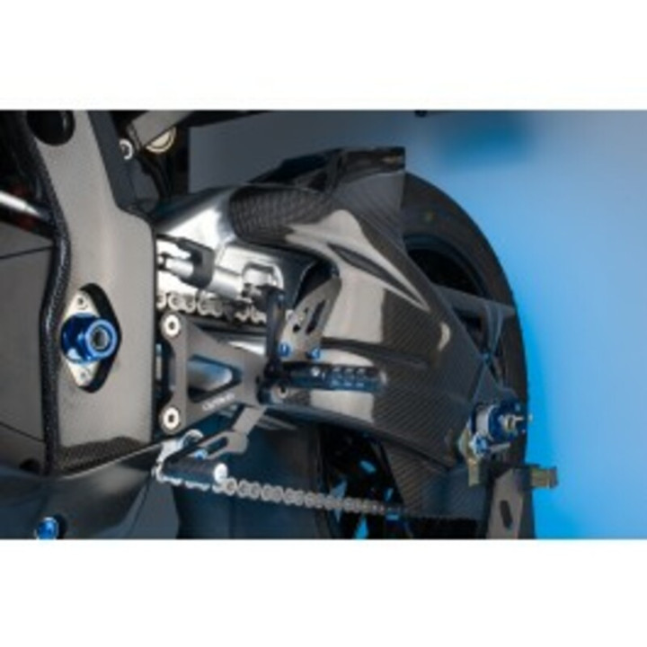 Garde boue arrière Lightech carbone brillant CARS6521