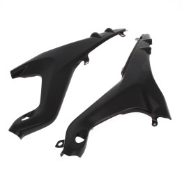 Panneaux sous réservoir Lightech carbone mat | Oxmoto