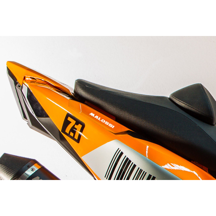 Stickers MALOSSI blanc - 14 cm (1 pièce) | Oxmoto