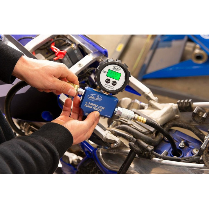 Testeur d'étanchéité MOTION PRO Digital moteur 4T | Oxmoto