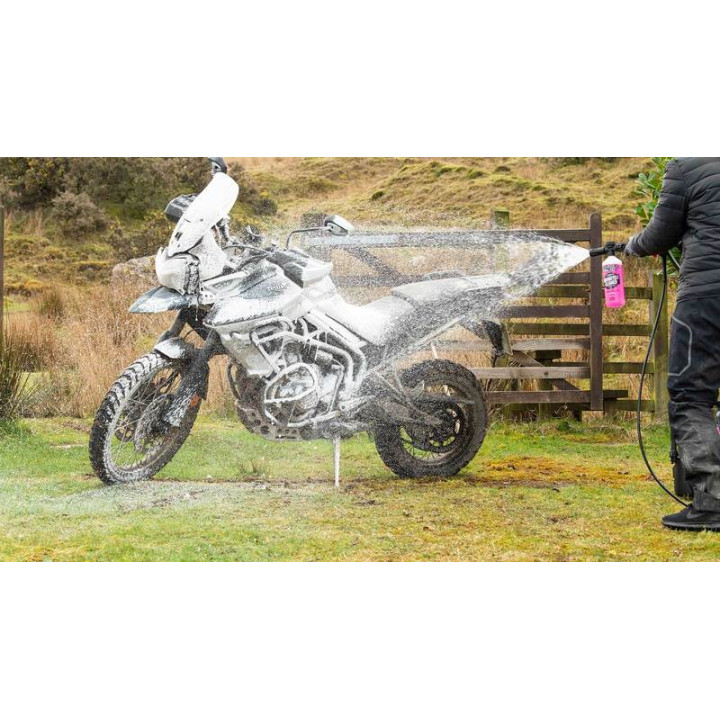 Kit nettoyeur haute-pression pour motos Muc-off (comprend les produits de nettoyage et d'entretien)