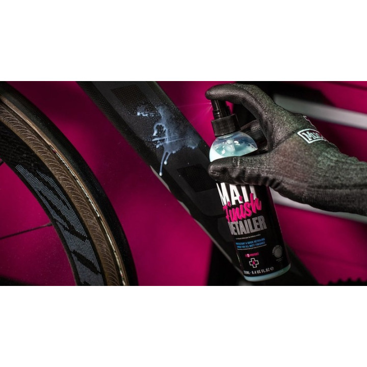 Spray pour surface mate Muc-off Matt Finish Detailer - 250ml