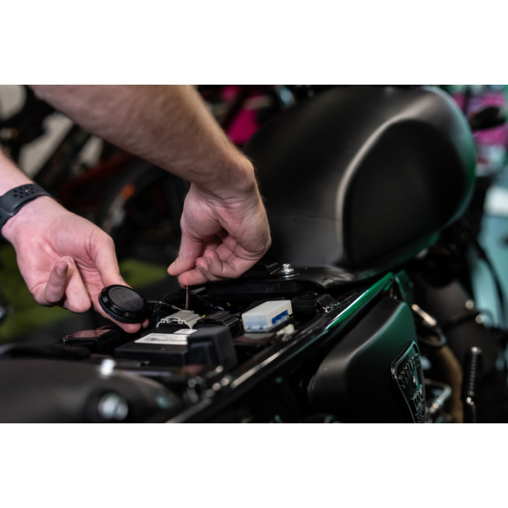 Porte traceur GPS Muc-off pour Apple® AirTag™ | Oxmoto