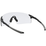 Lunettes de soleil Oakley EVZero Blades Matte Black - verres Clear to Black Iridium Photochromic