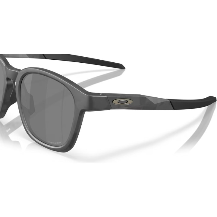 Lunettes de soleil Oakley Shackle Matte Black Camo - verres Prizm Black