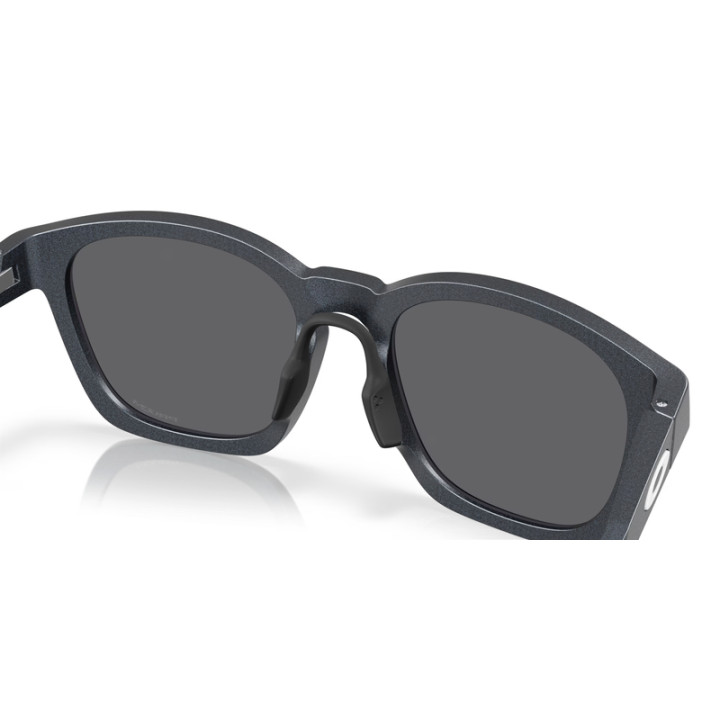 Lunettes de soleil Oakley Shackle Blue Steel - verres Prizm Black