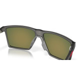 Lunettes de soleil Oakley Futurity Sun verres Prizm Ruby Polarized