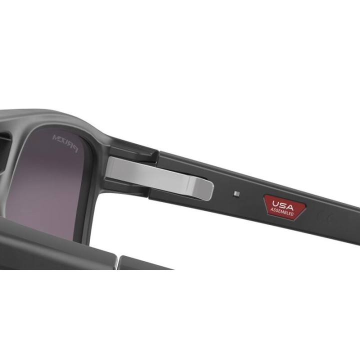 Lunettes de soleil Oakley Latch™ Beta verres Prizm Grey