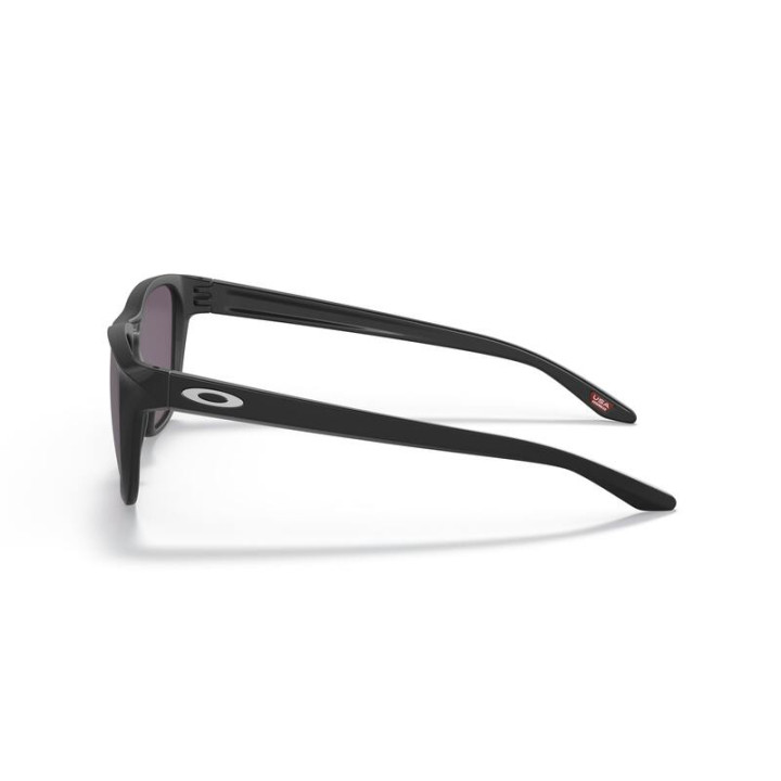 Lunettes de soleil Oakley Manorburn verres Prizm Grey