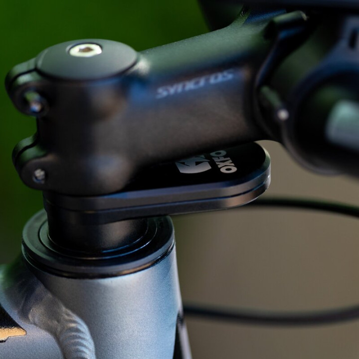Porte traceur GPS Oxford montage entretoise guidon | Oxmoto