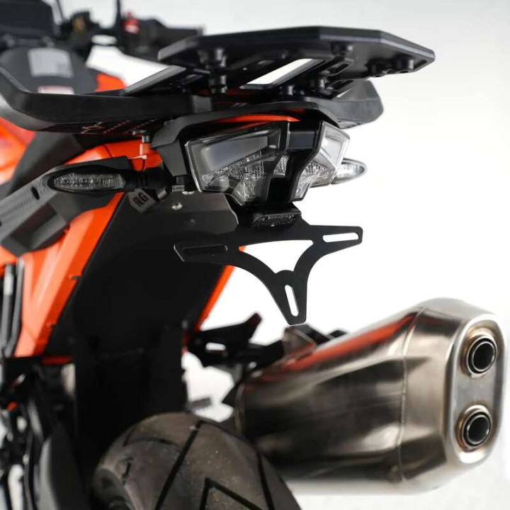 Support de plaque R&G RACING LP0362BK | Oxmoto