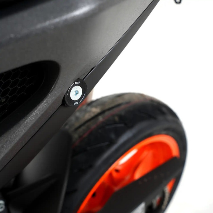 Caches orifices de repose-pieds arrière R&G RACING | Oxmoto