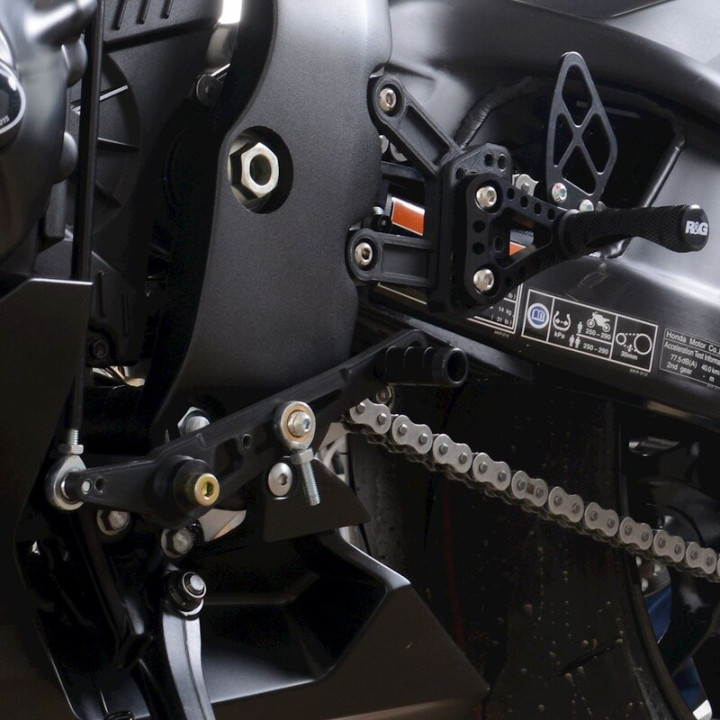 Commandes reculées multi-positions R&G RACING | Oxmoto