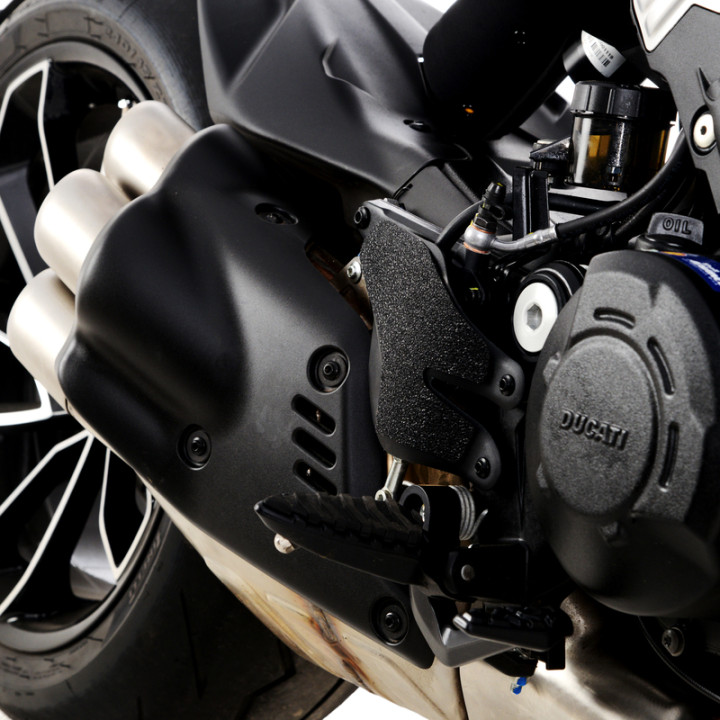 Adhésif anti-frottement R&G RACING noir 4 pièces EZBG215BL