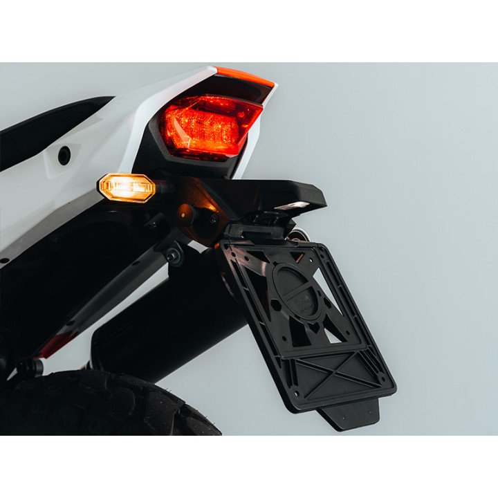 Support de plaque Racetech - noir | Oxmoto