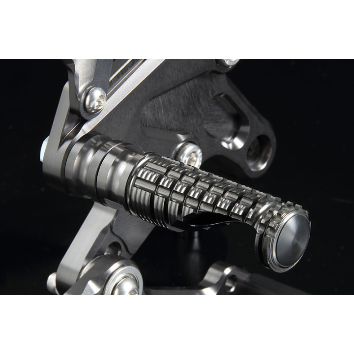 Commandes reculées réglables YOSHIMURA X-Tread - Suzuki SV650/650X