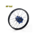 Roue arrière complète haan wheels a60 18x2,15x36t jante noir/moyeu bleu/rayons noir/têtes de rayons bleu