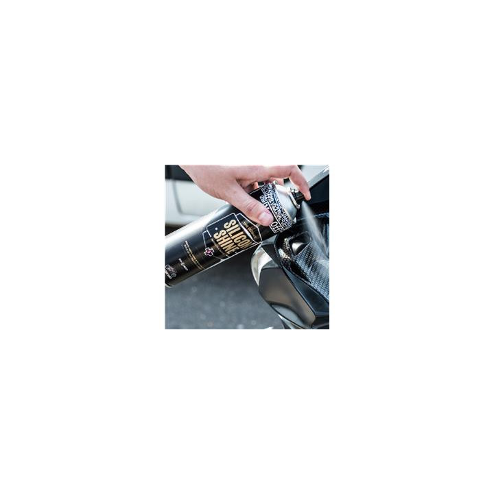 Spray de protection Muc-off motorcycle silicon shine 500ml