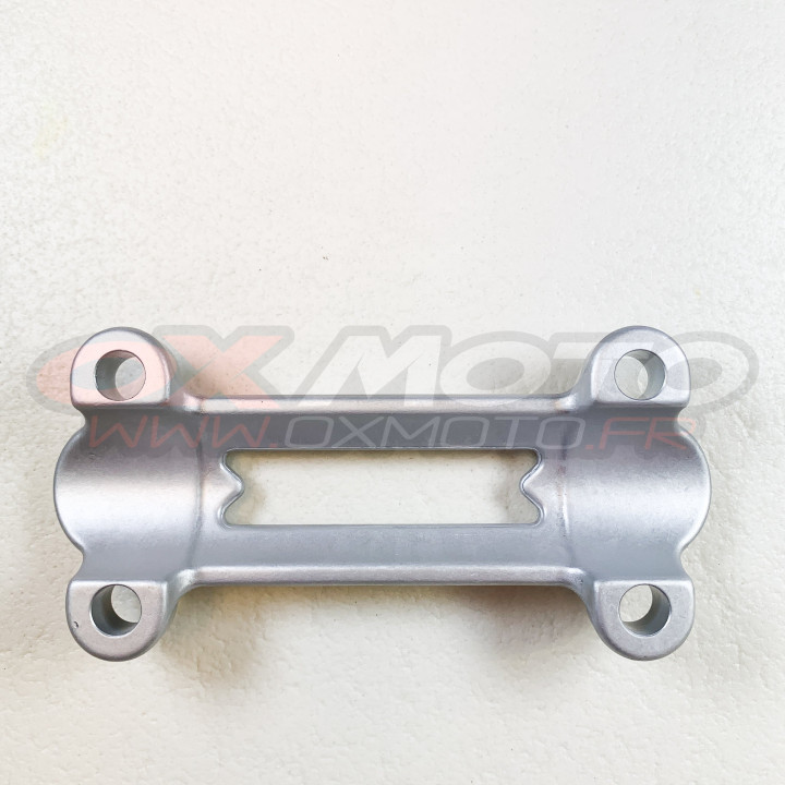 Pontet guidon supérieur Beta origine | Oxmoto