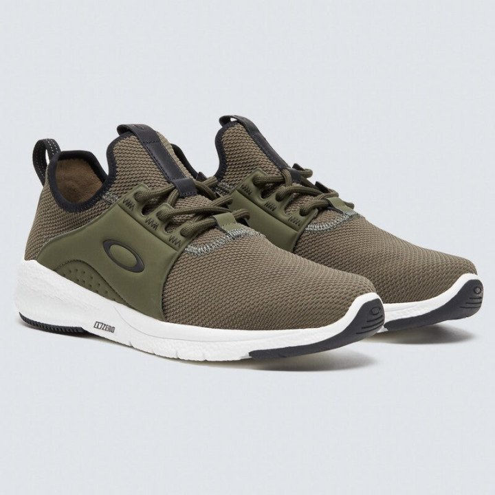 Chaussures Oakley dry shoes noir gris marron marron | Oxmoto