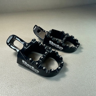 Repose-pieds Beta factory noir | Oxmoto