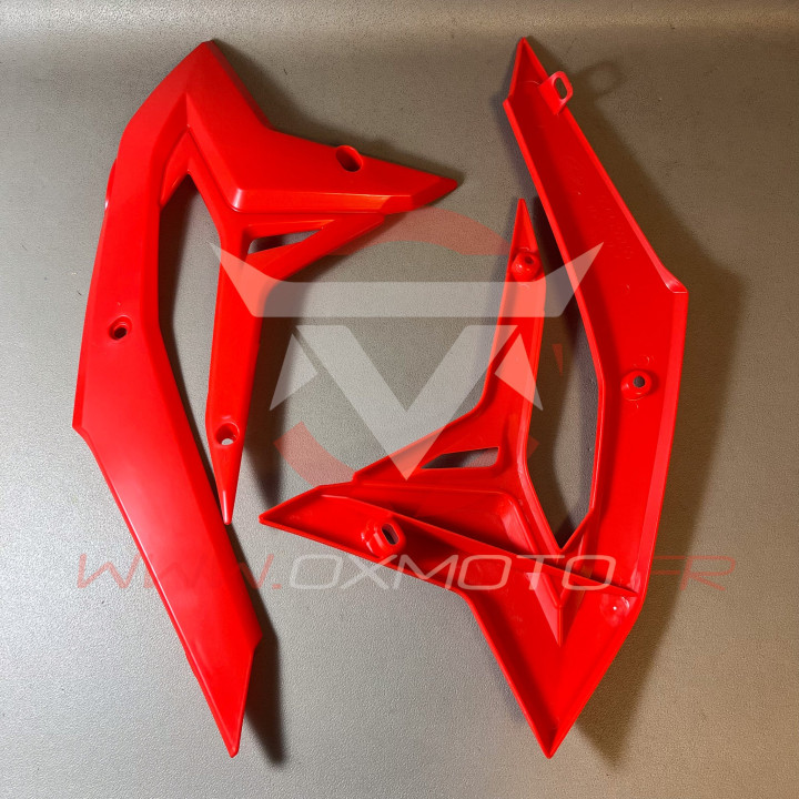 Ouïe de radiateur rouge origine Beta xtrainer 2023/2024