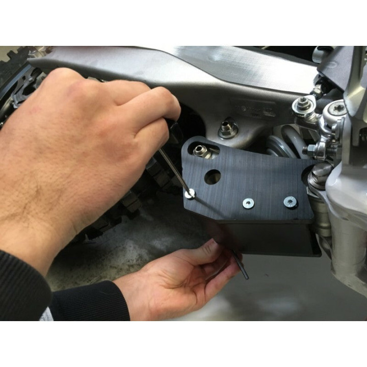Protection de biellette de suspension AXP phd noir Husqvarna