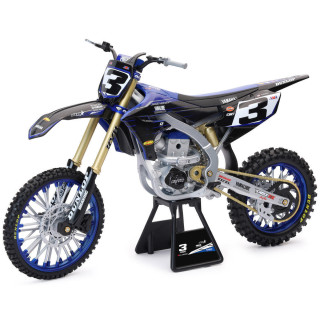 Maquette Yamaha yz450f star racing team eli tomac n°3 echelle 1/6