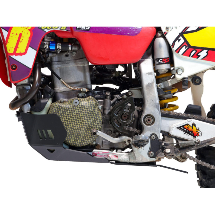 Sabot AXP avec protection de biellette - PEHD 6mm | Oxmoto