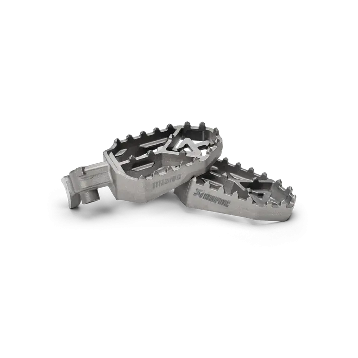 Repose-pieds Akrapovic titane Yamaha tenere | Oxmoto