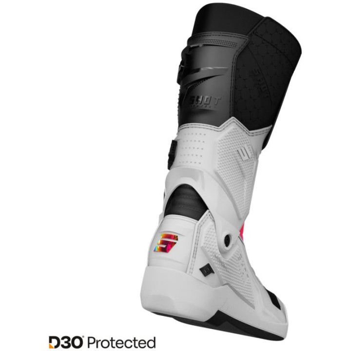 Bottes SHOT race 8 holographic 2026 | Oxmoto